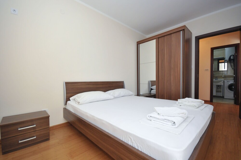 Будва: Apartments Maini