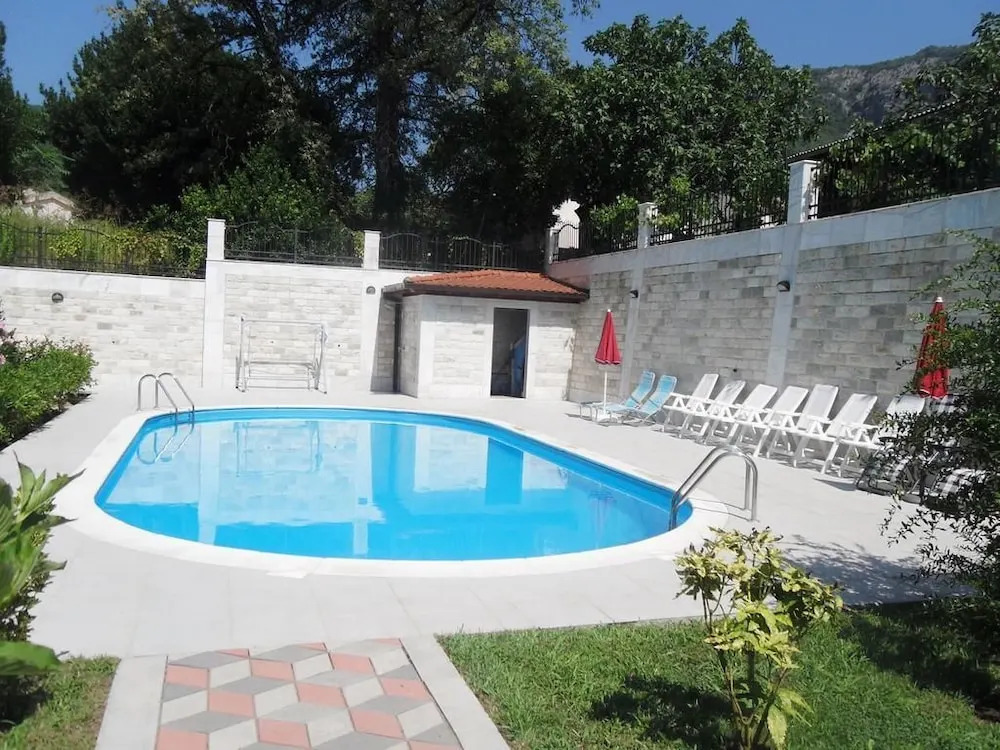 Будва: Apartments Maini