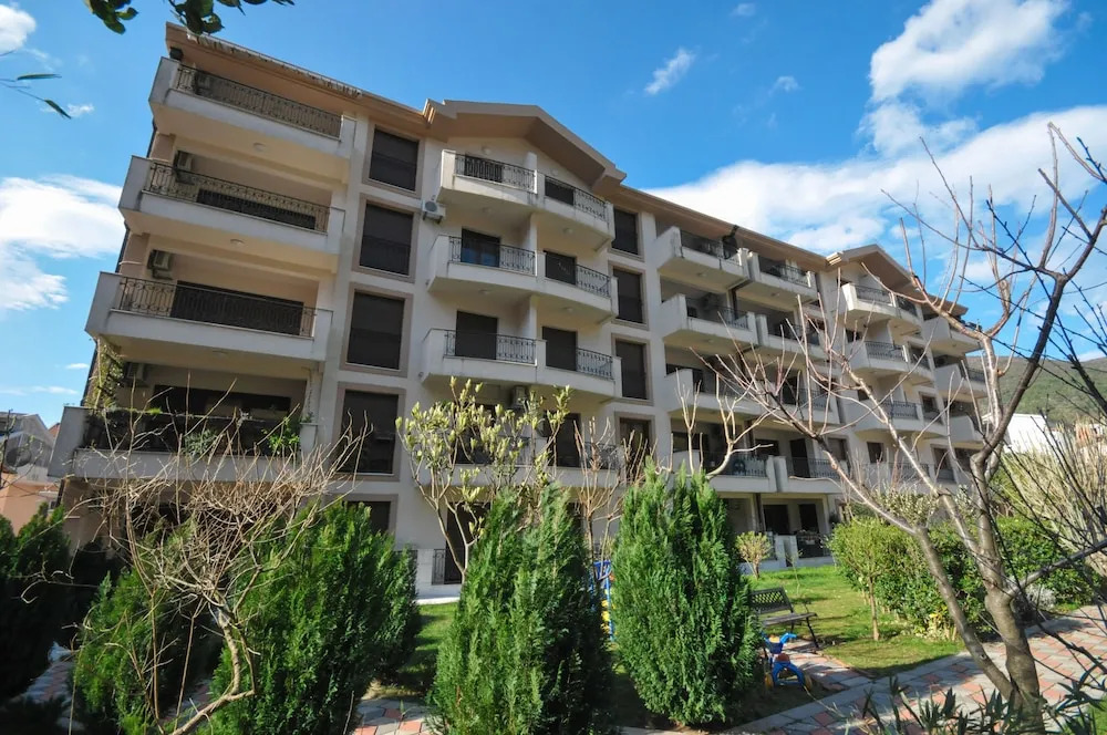 Будва: Apartments Maini