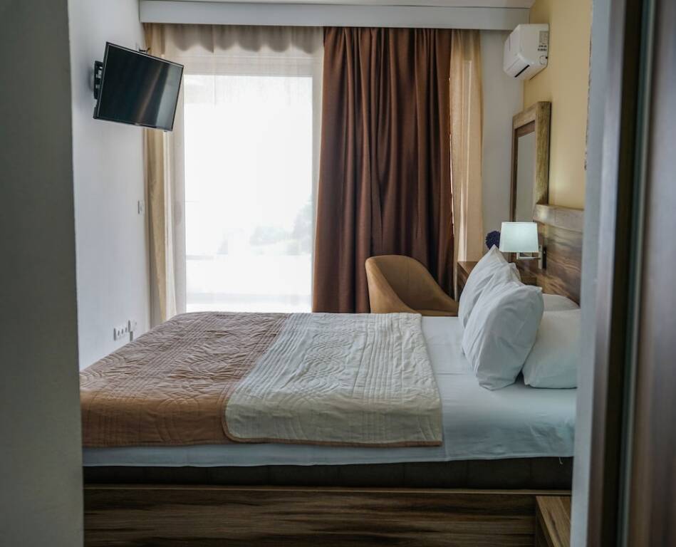 Ульцинь: Hotel Mediterraneo Liman