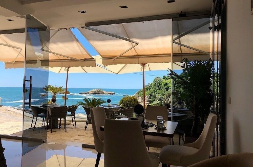 Ульцинь: Hotel Mediterraneo Liman