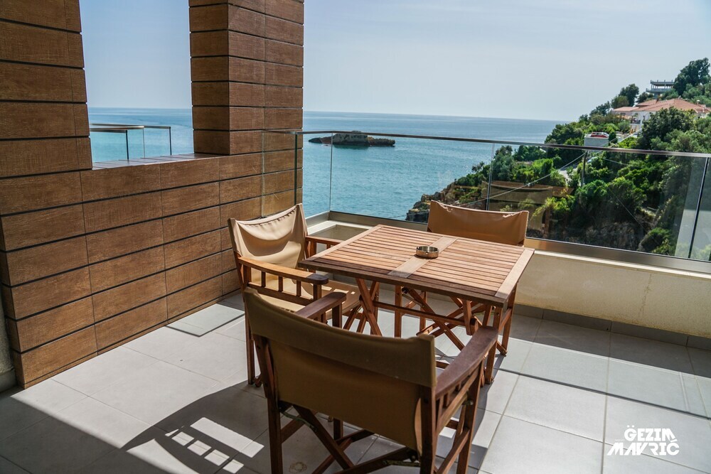 Ульцинь: Hotel Mediterraneo Liman
