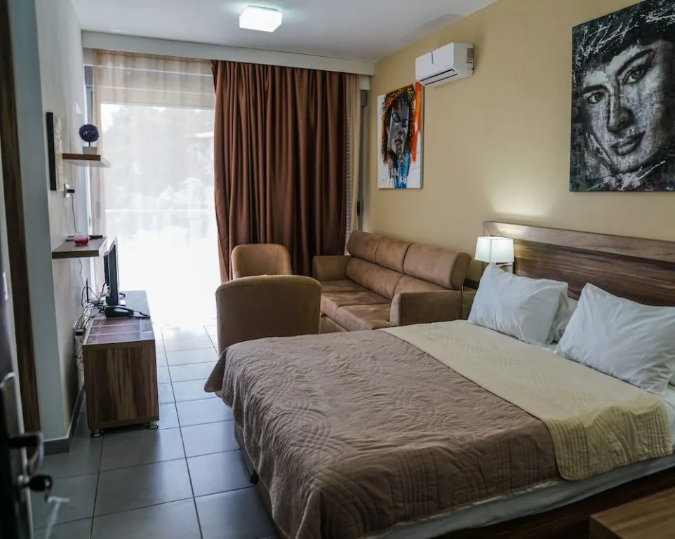 Ульцинь: Hotel Mediterraneo Liman