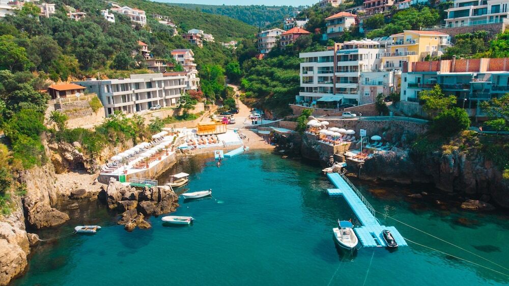 Ульцинь: Hotel Mediterraneo Liman
