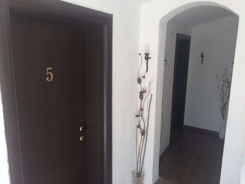 Подгорица: Montenegro central point
