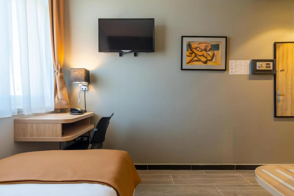 Подгорица: Hotel Resurs