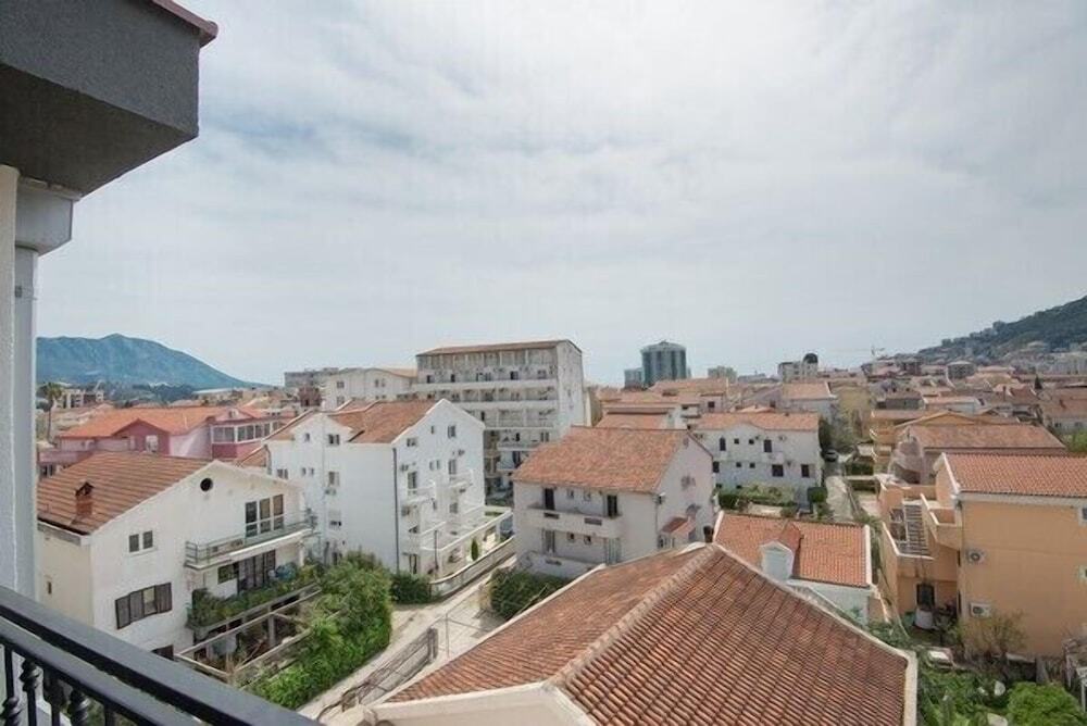 Будва: Apartments in Budva