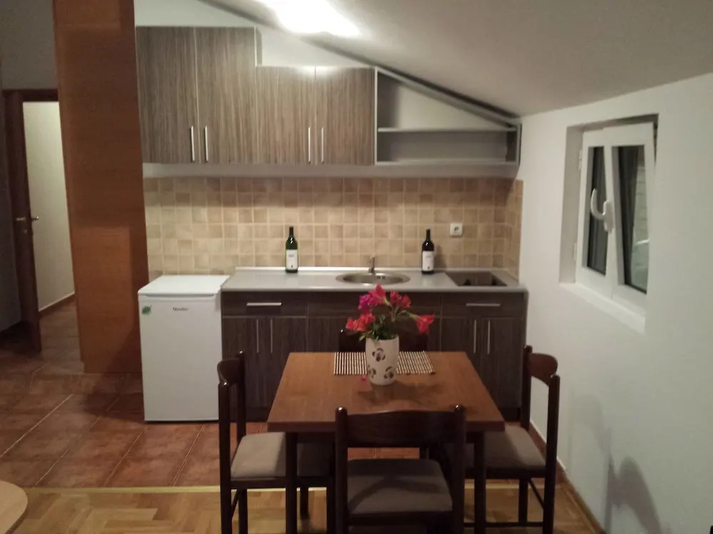 Доброта: Apartments Lazarevic