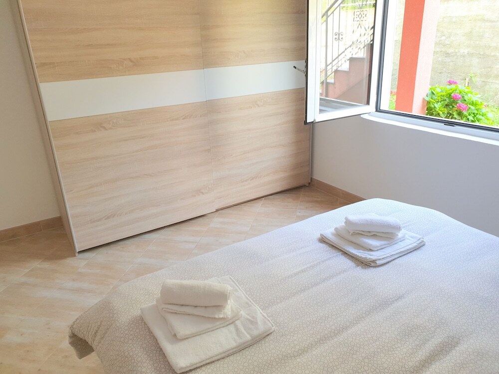 Доброта: Apartments Lazarevic