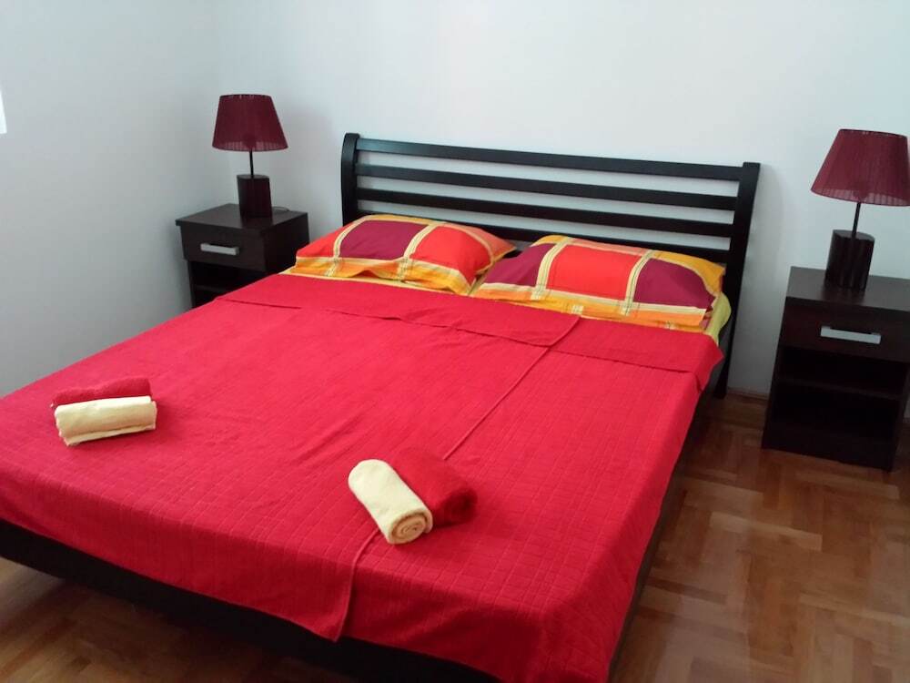 Доброта: Apartments Lazarevic