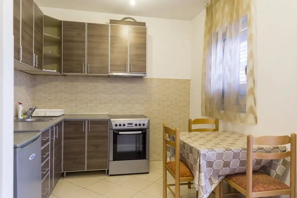 Будва: SMS Apartments