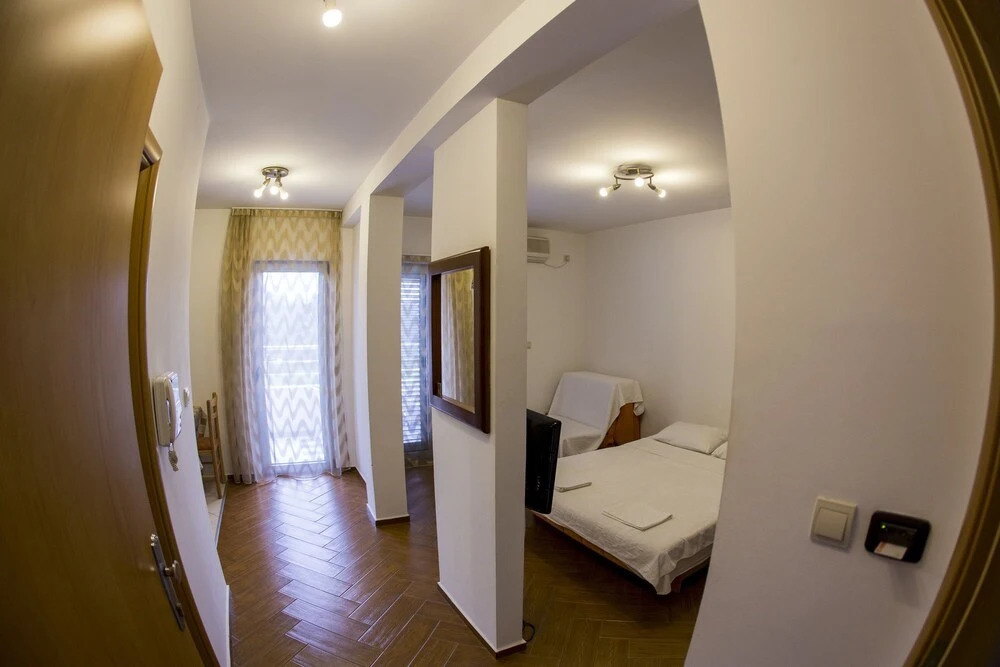 Будва: SMS Apartments