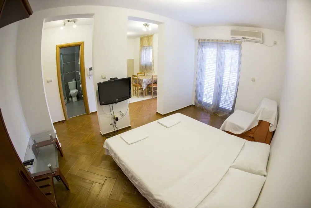 Будва: SMS Apartments