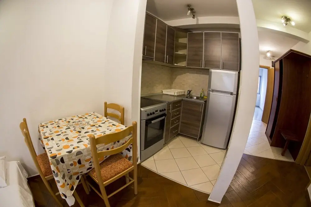 Будва: SMS Apartments