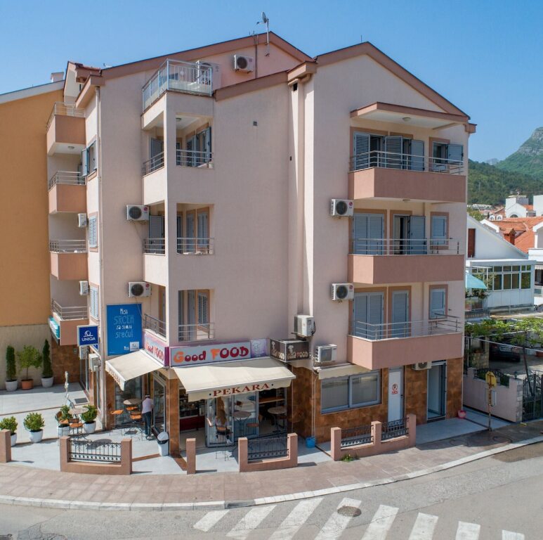 Будва: SMS Apartments