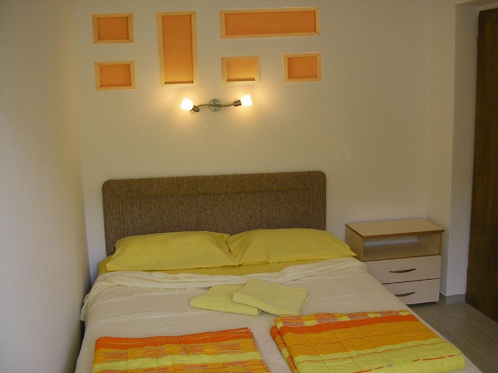 Доброта: Apartments Vojvoda