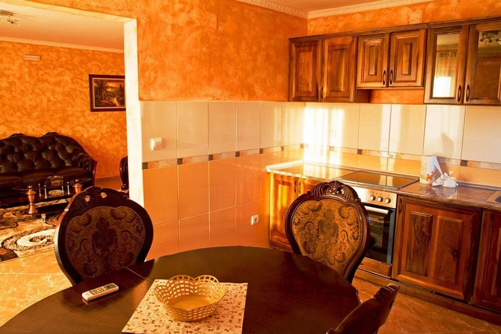 Добро Вода: Villa M