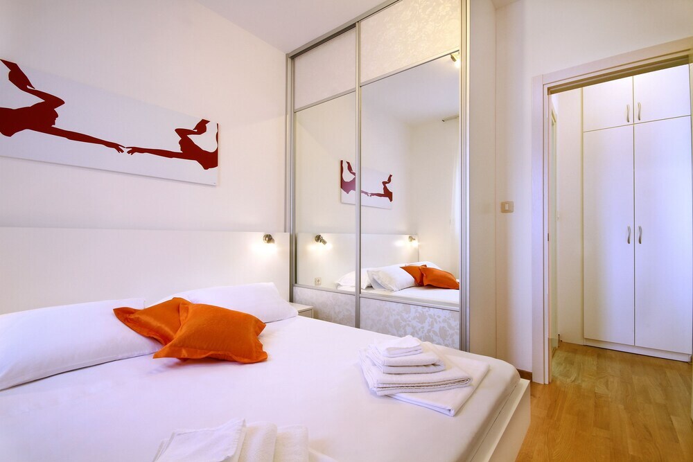 Будва: Sarap apartments Budva