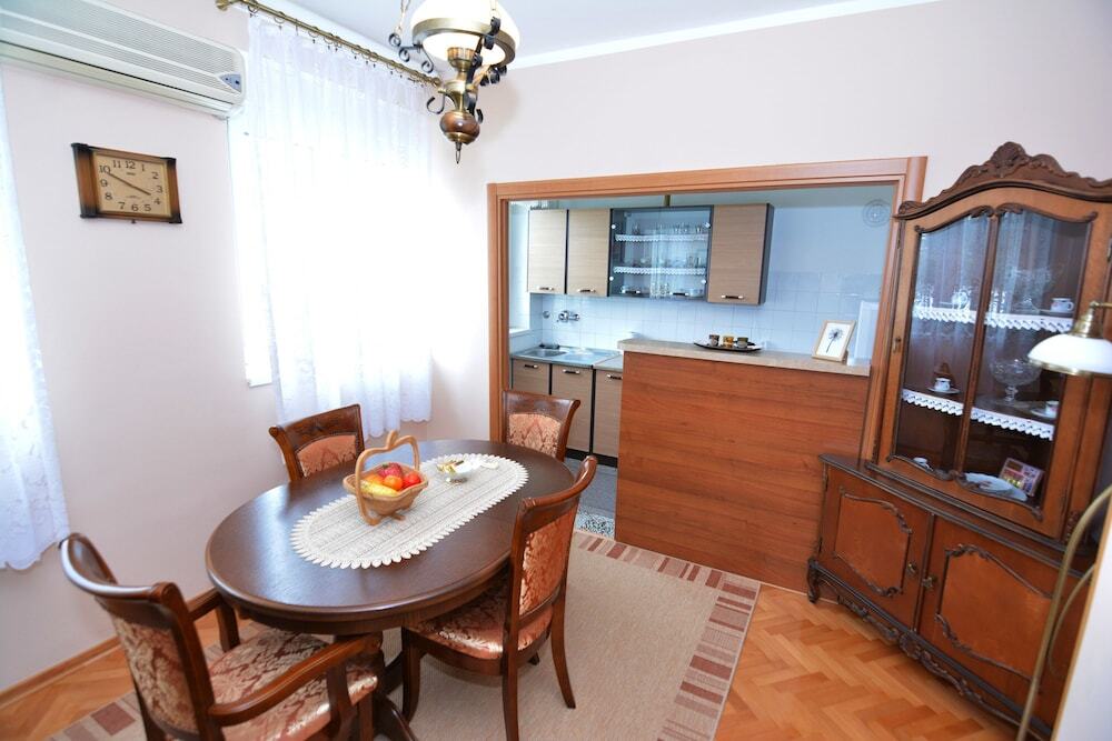 Доброта: Apartments Todor