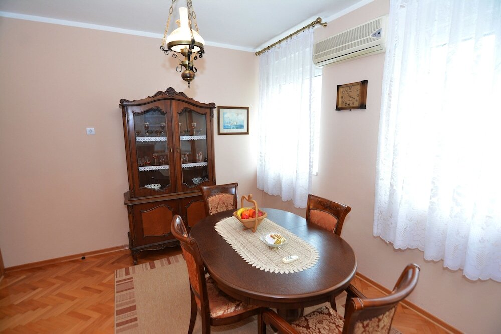 Доброта: Apartments Todor