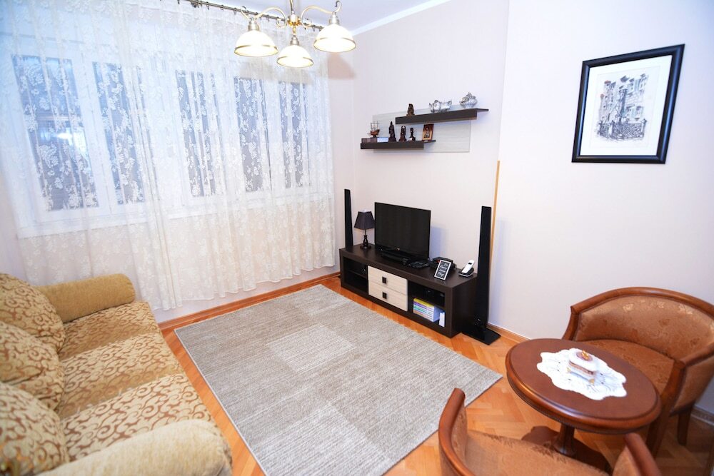 Доброта: Apartments Todor