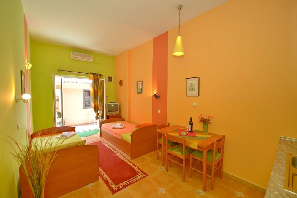 Доброта: Apartments Boka Heart