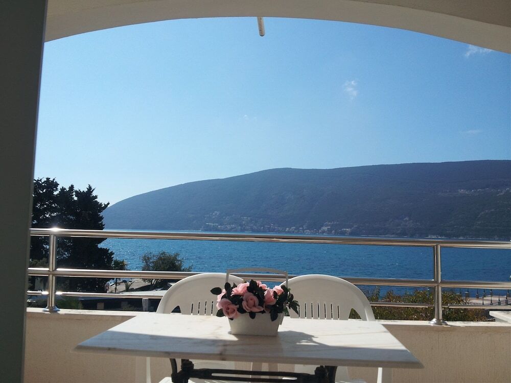 Херцег-Нови: Apartmani Vila Kukoljac