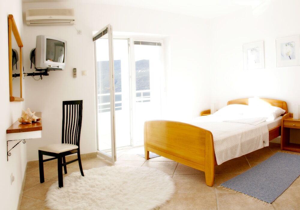 Херцег-Нови: Apartmani Vila Kukoljac