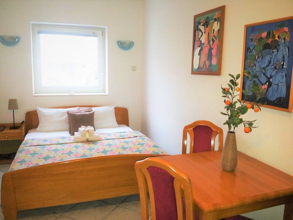 Херцег-Нови: Apartmani Vila Kukoljac