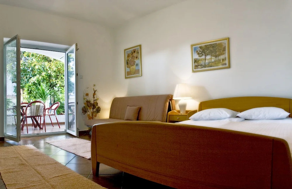 Херцег-Нови: Apartmani Vila Kukoljac