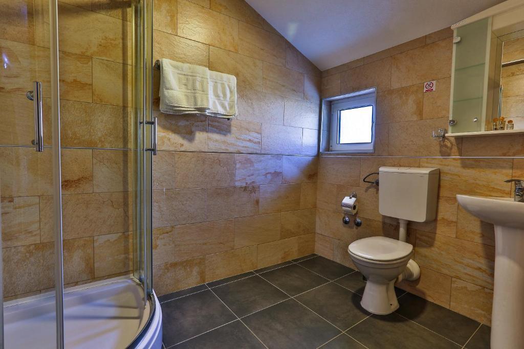 Будва: Guesthouse Velzon Mainski Put