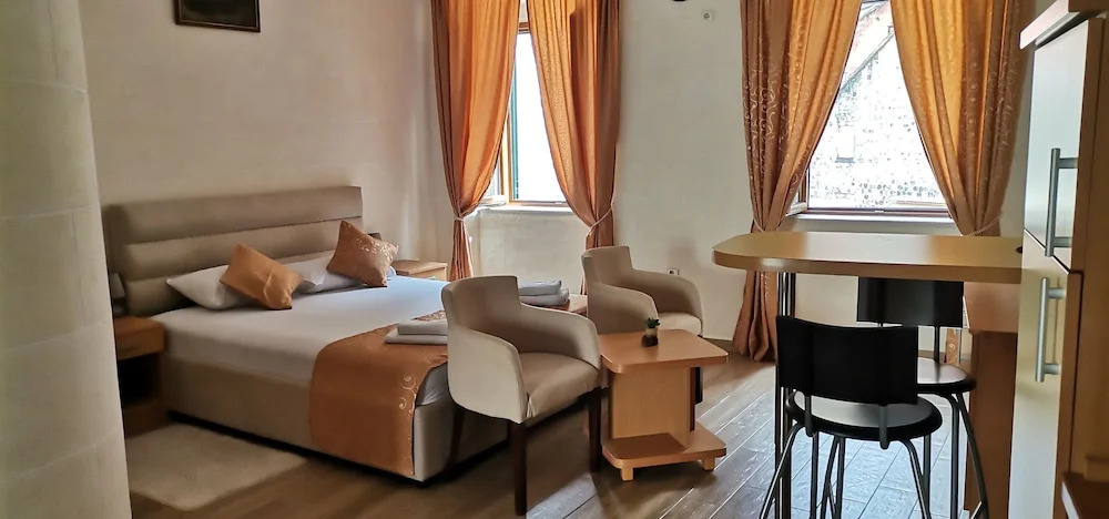 Доброта: Apartments Casa di Cattaro
