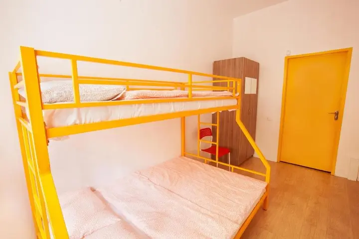 Санкт-Петербург: Hostel Like on Neva