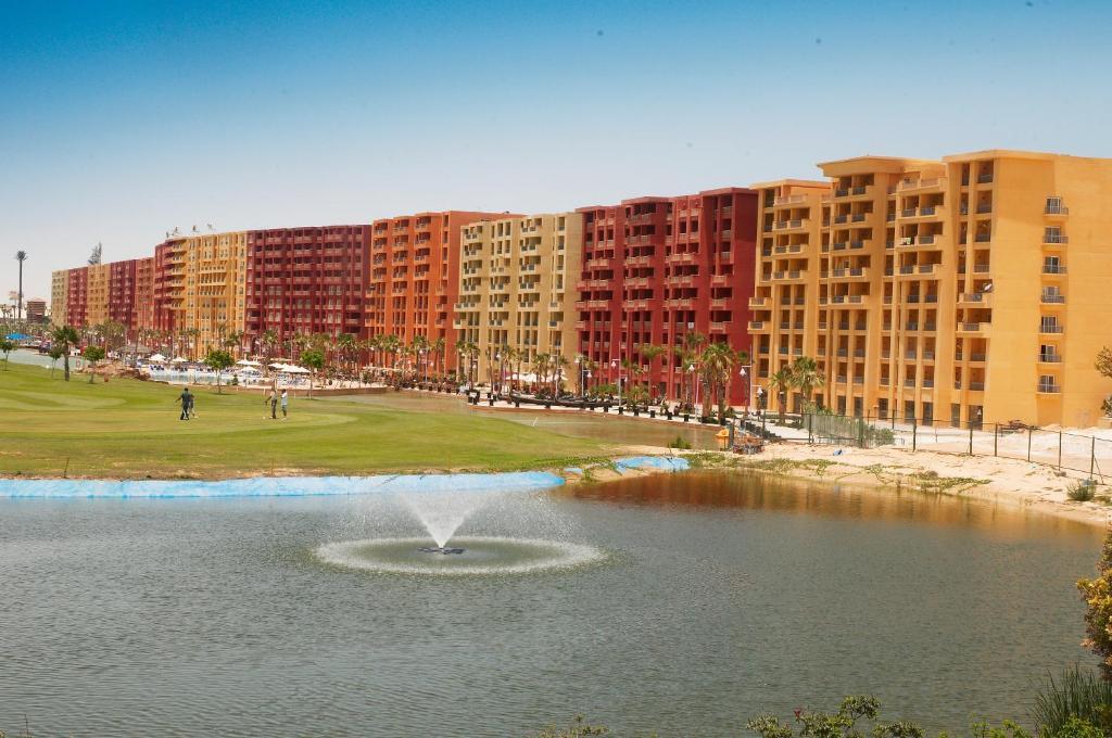 Эль-Аламейн: Porto Golf Marina Apartments By Amer-Group