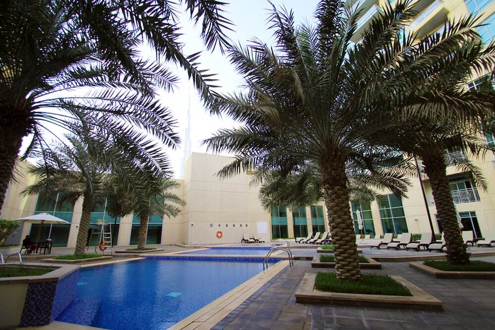 Дубай: Espace Holiday Homes - Burj View