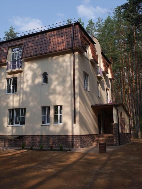 Петровское: Отель «Шишки на Лампушке — Баварский хутор»