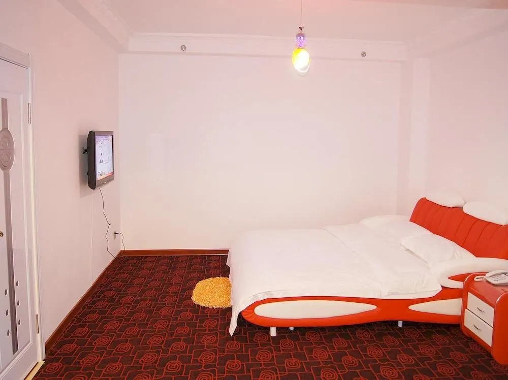 Байшань: Jinlong Hotel - Baishan