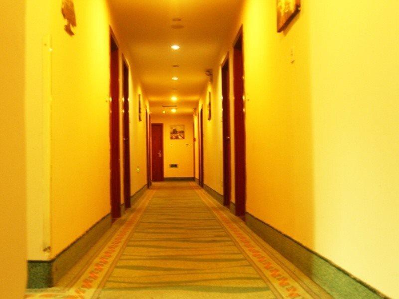 Тайчжоу: Greentree Inn Taizhou North Qingnian Road Express Hotel