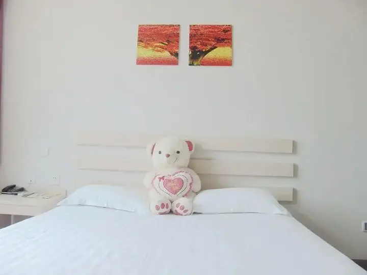 Яньтай: Yantai Jiaoyunyouyuan Hotel Sanzhan