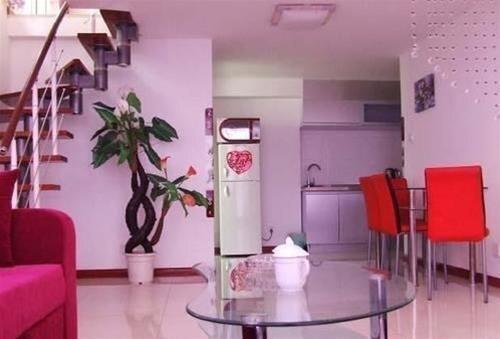 Шэньян: Boke Xinju Apartment Hailide Branch