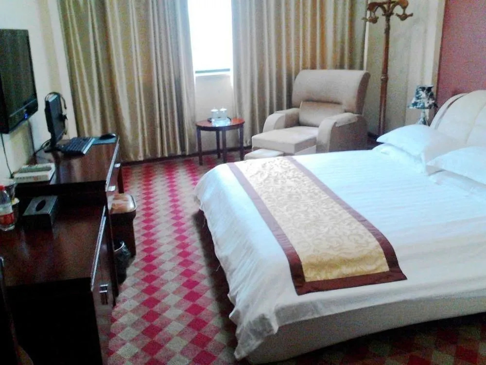 Тайчжоу: Jiangyan 996 Business Hotel