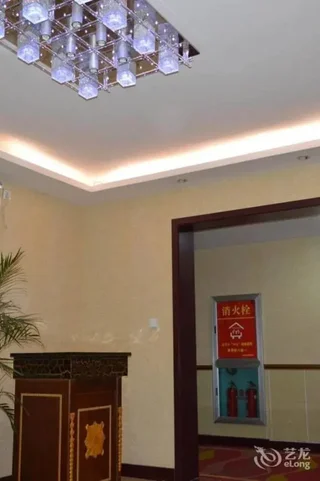 Тайчжоу: Jiangyan 996 Business Hotel