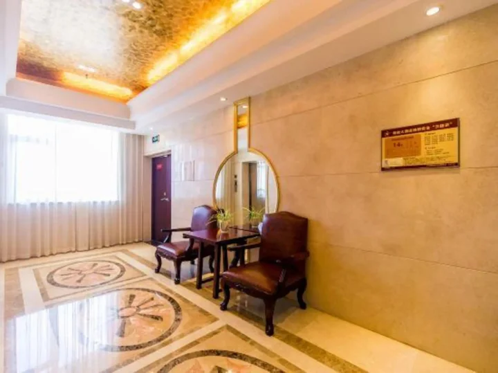 Дэян: Shuhui Hotel