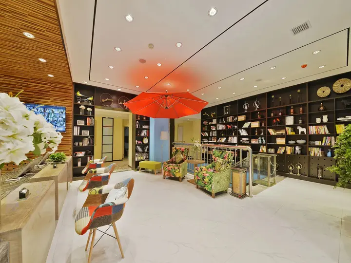 Харбин: Harbin Blue Feather Hotel