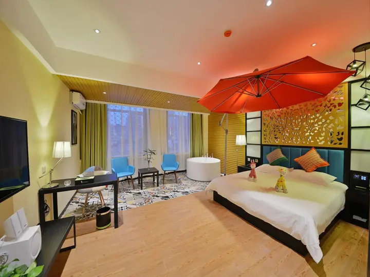 Харбин: Harbin Blue Feather Hotel