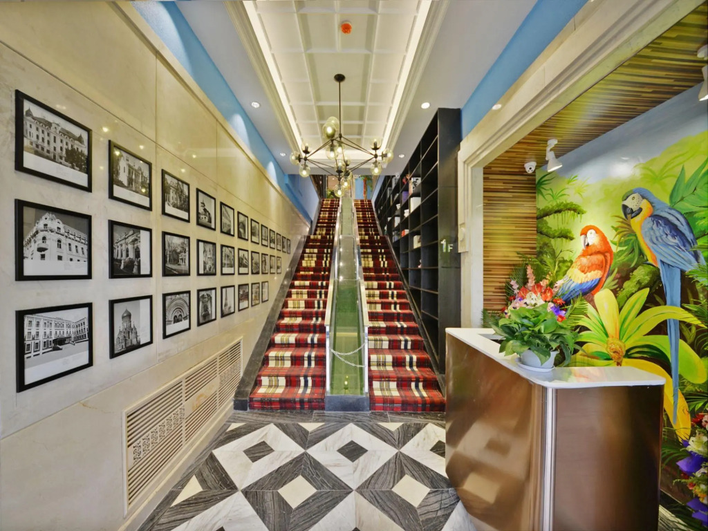 Харбин: Harbin Blue Feather Hotel