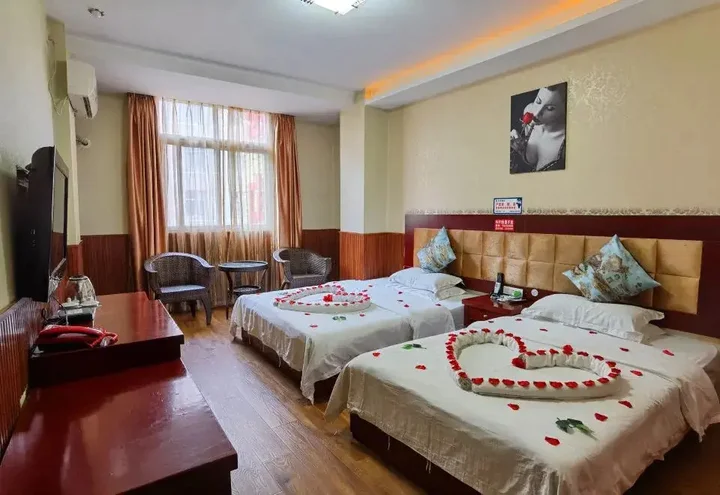 Сичан: Donghao Hotel (Xichang tourism distribution center store)(东浩酒店(西昌旅游集散中心店))