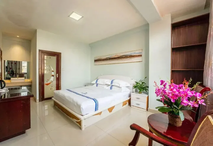 Сичан: Donghao Hotel (Xichang tourism distribution center store)(东浩酒店（西昌旅游集散中心店）)