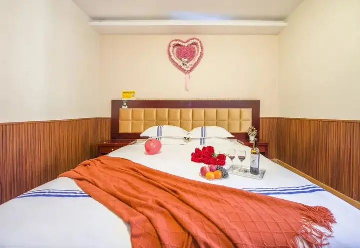 Сичан: Donghao Hotel (Xichang tourism distribution center store)(东浩酒店(西昌旅游集散中心店))