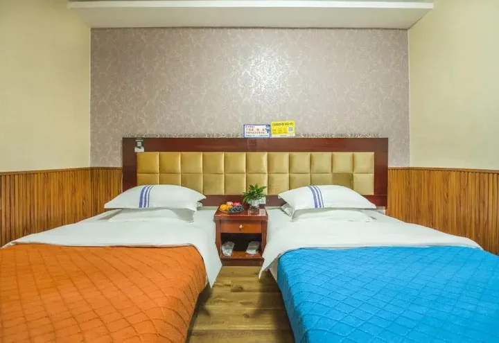 Сичан: Donghao Hotel (Xichang tourism distribution center store)(东浩酒店(西昌旅游集散中心店))
